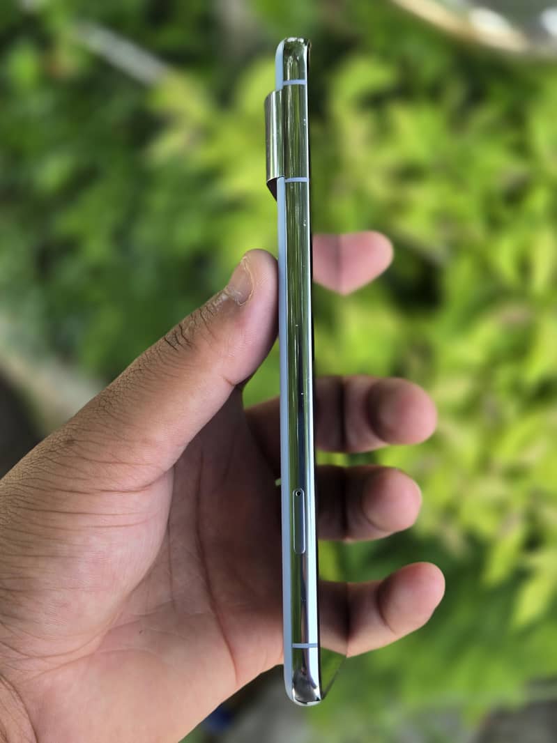 Google Pixel 8 Pro 5