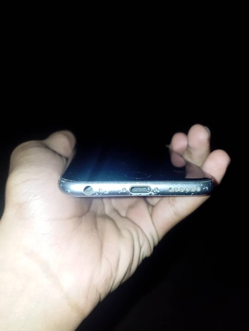 Apple iPhone 6S 2
