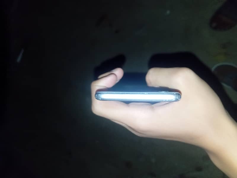 Apple iPhone 6S 3
