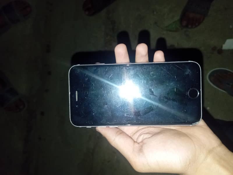 Apple iPhone 6S 5