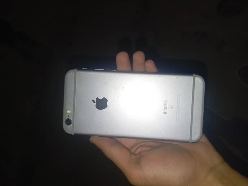 Apple iPhone 6S 6