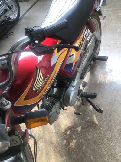 Honda CD 70 2025