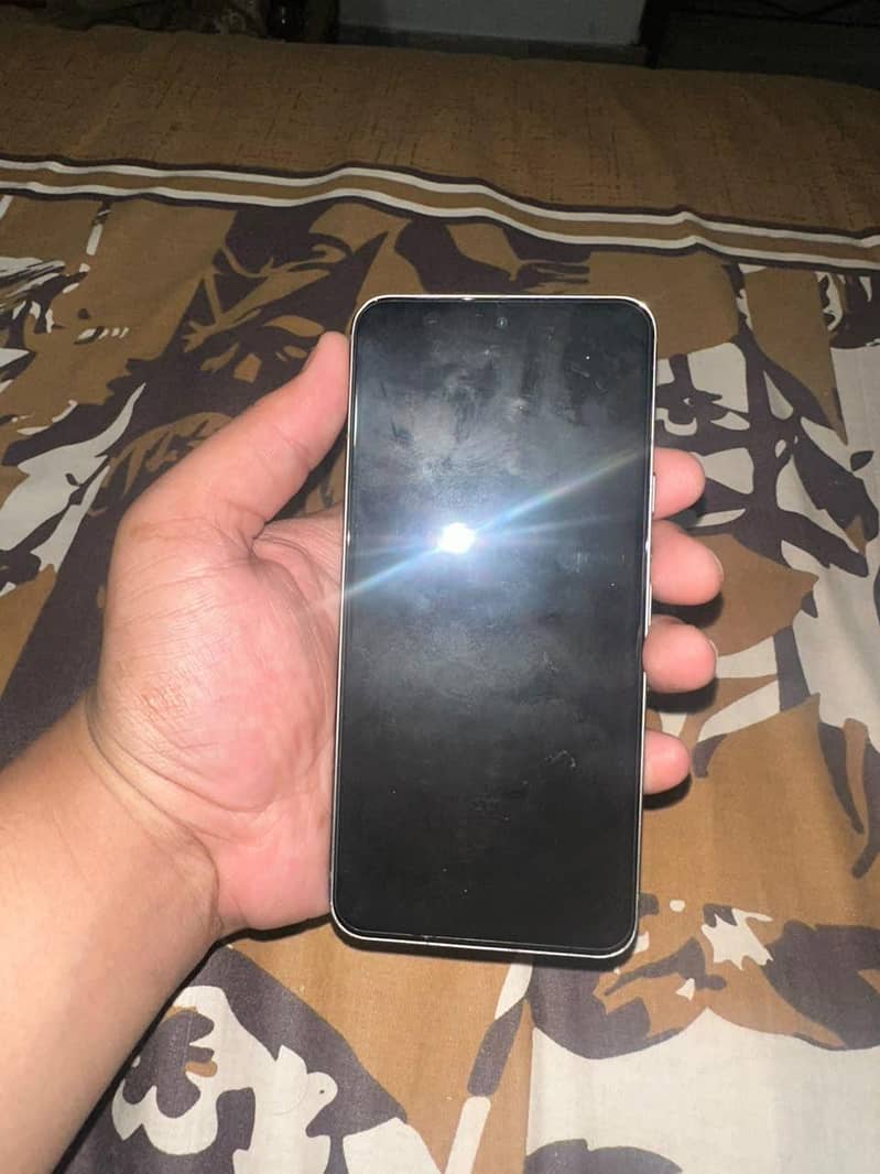 Google Pixel 8 1