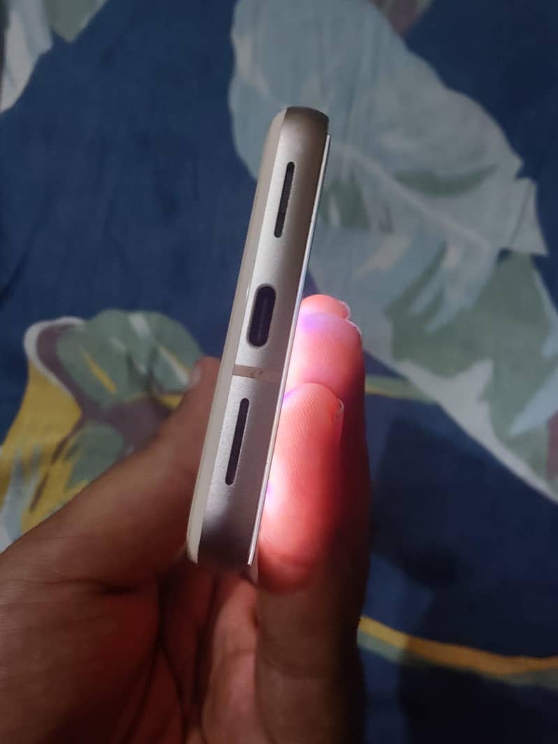 Google Pixel 8 1