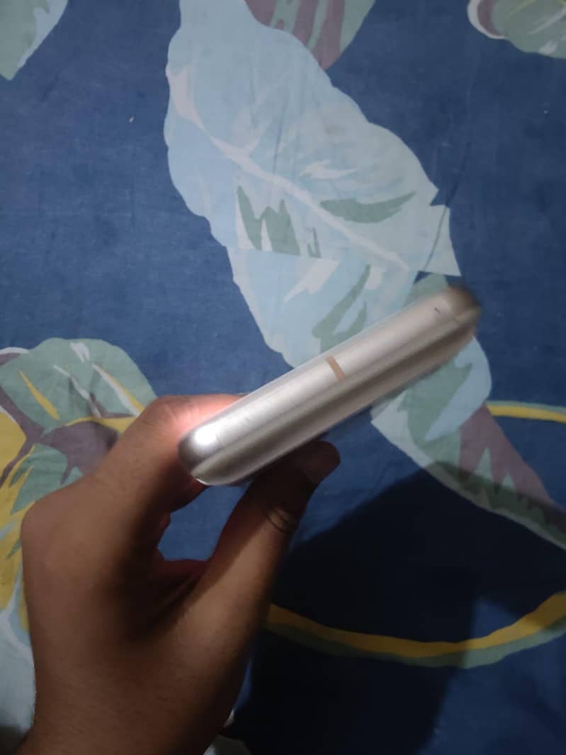 Google Pixel 8 3