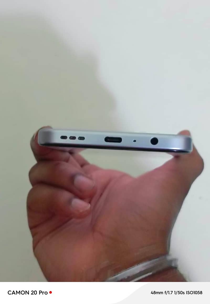OPPO A6k 4