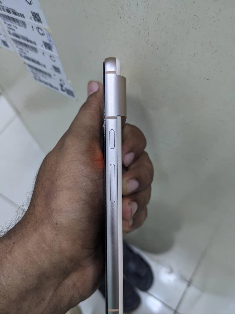 Google Pixel 8 1