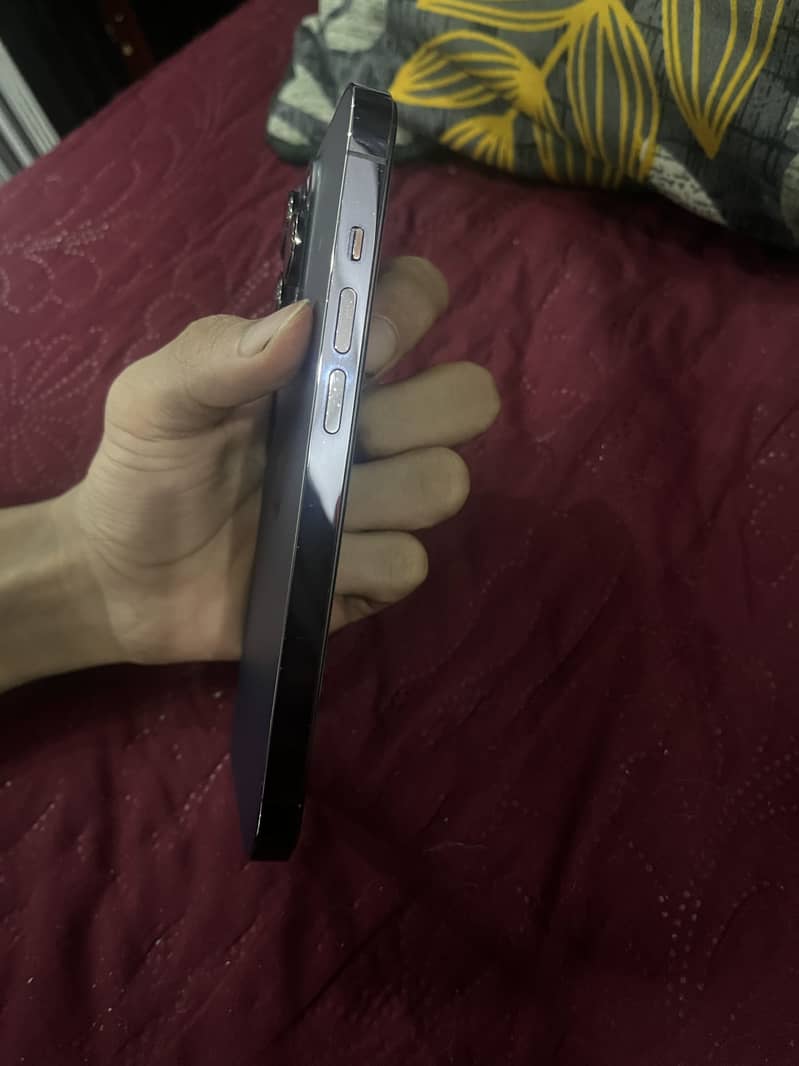 Iphone 14 pro 4