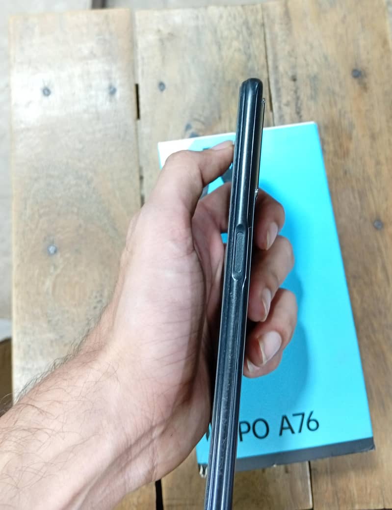 OPPO A76 5