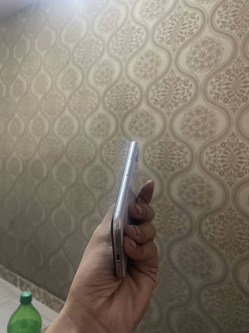 Apple iPhone X 1