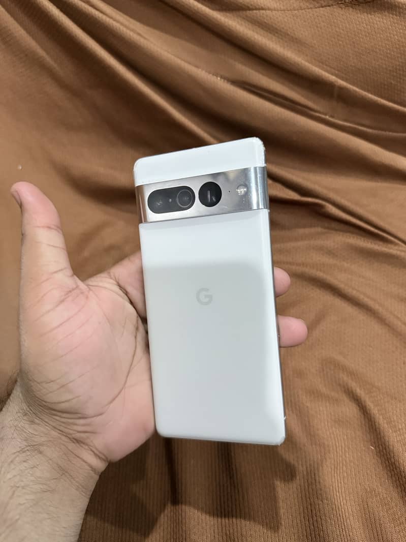 Google Pixel 7 Pro 8