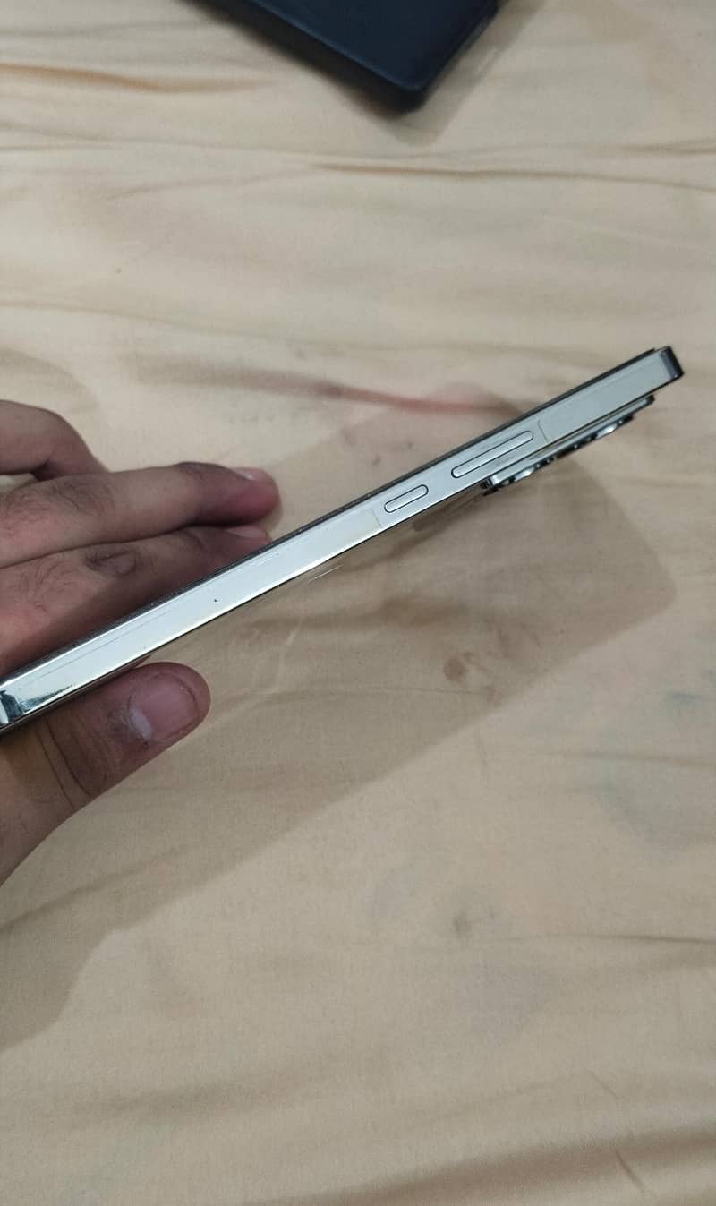 Infinix Note 40 3