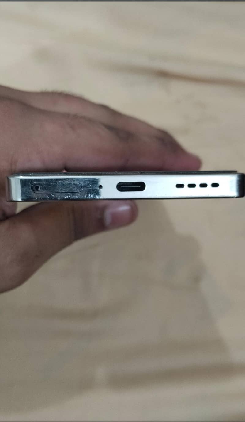 Infinix Note 40 4