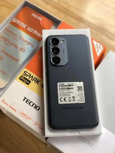 Tecno spark 40 pro plus 8+256 New set full box