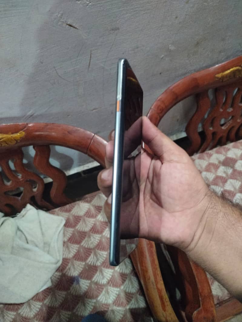 Tecno CAMON 40 Pro 5