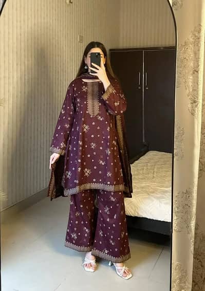 3Pcs Women Unstitched Digital Print Suit