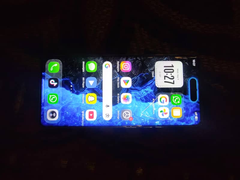 Tecno CAMON 40 Pro 4