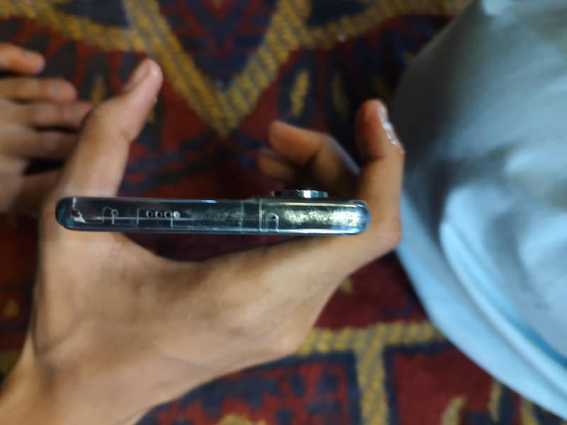 Tecno CAMON 40 Pro 6