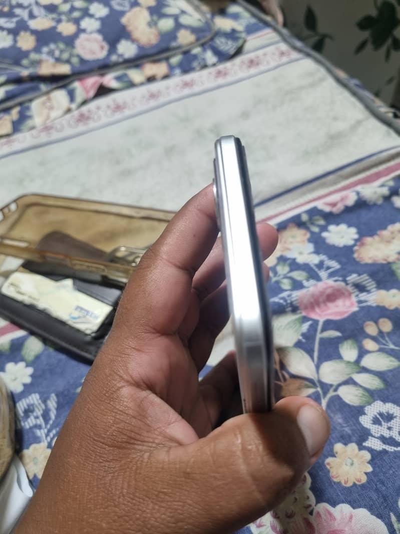 Infinix Note 11 4