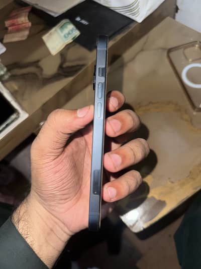iPhone 13 jv