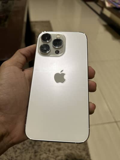 Apple iPhone 13 Pro