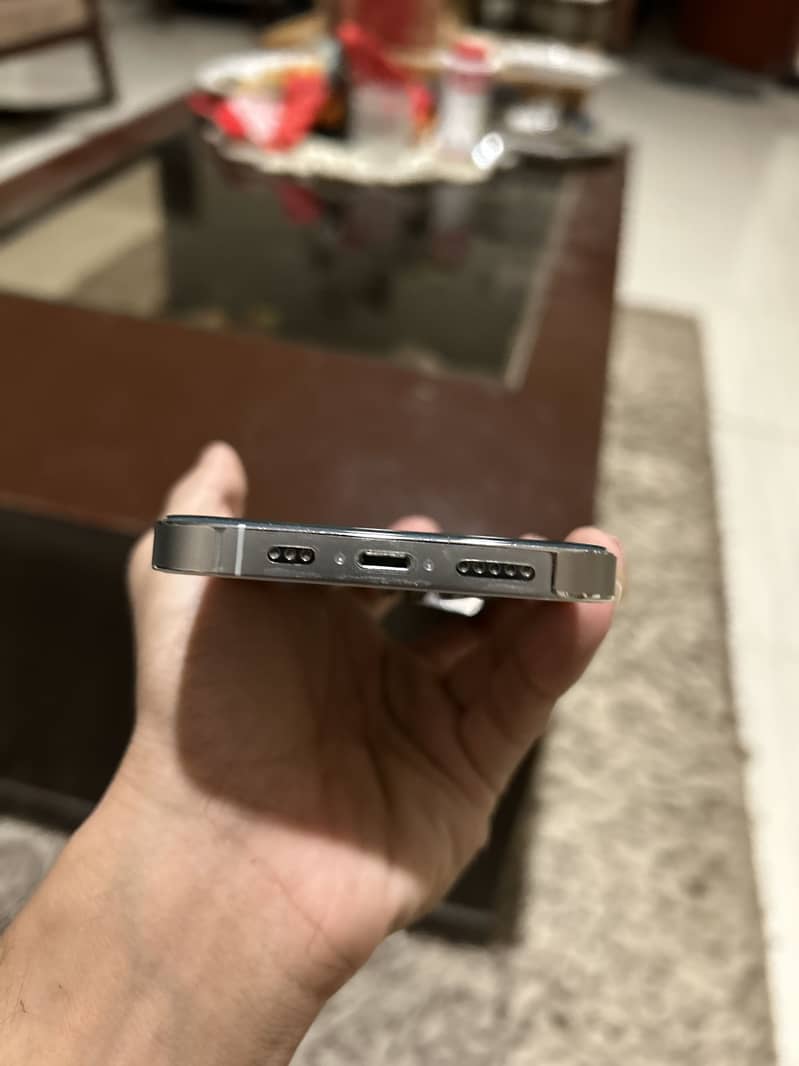 Apple iPhone 13 Pro 3