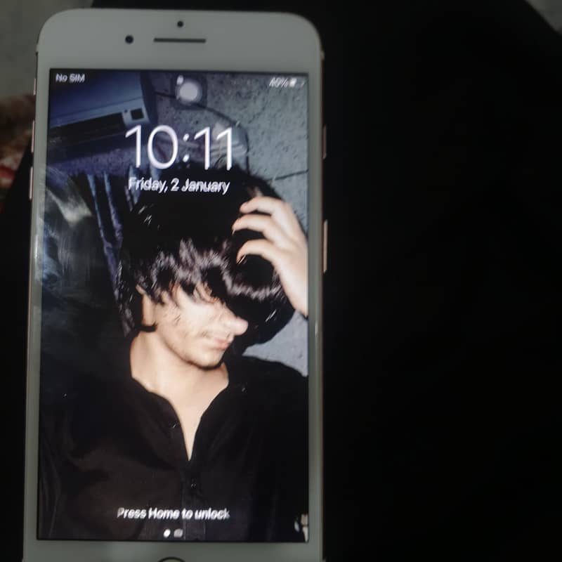 Apple iPhone 7 Plus 1