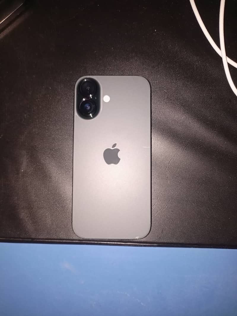 Apple iPhone 17 0