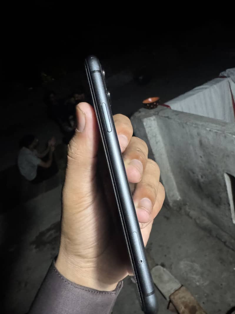 Apple iPhone 11 1