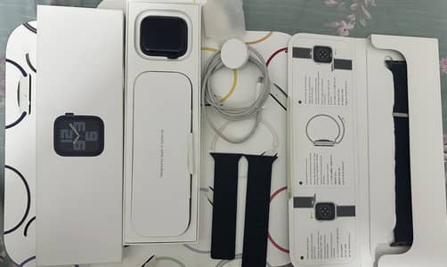 Apple SE (Gen2) 10/10 Condition 44mm Midnight color