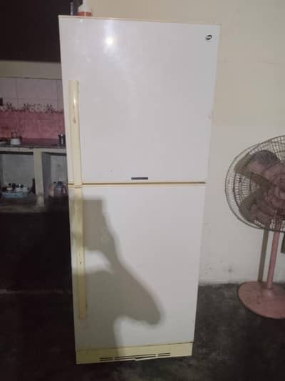 PEL FRIDGE for sale urgent 03213166049 urgent