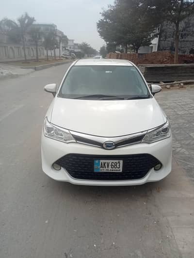 Toyota Corolla Axio 2016