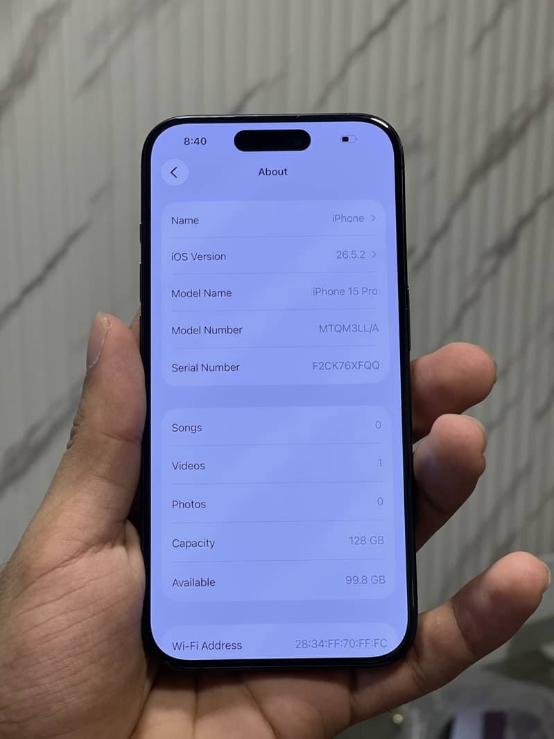 Apple iPhone 15 Pro 6