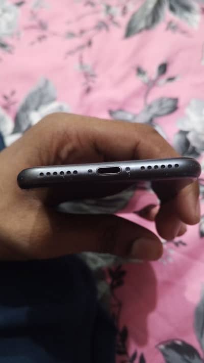 Apple iPhone 8