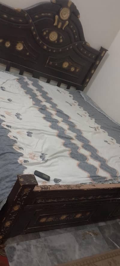 bed with dressing table