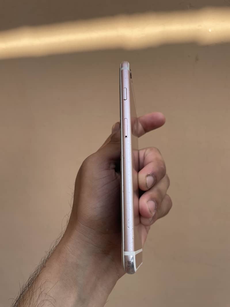 Iphone 6s plus 4