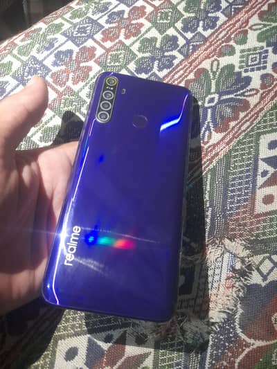 Realme 5 4/64 Snapdragon 665