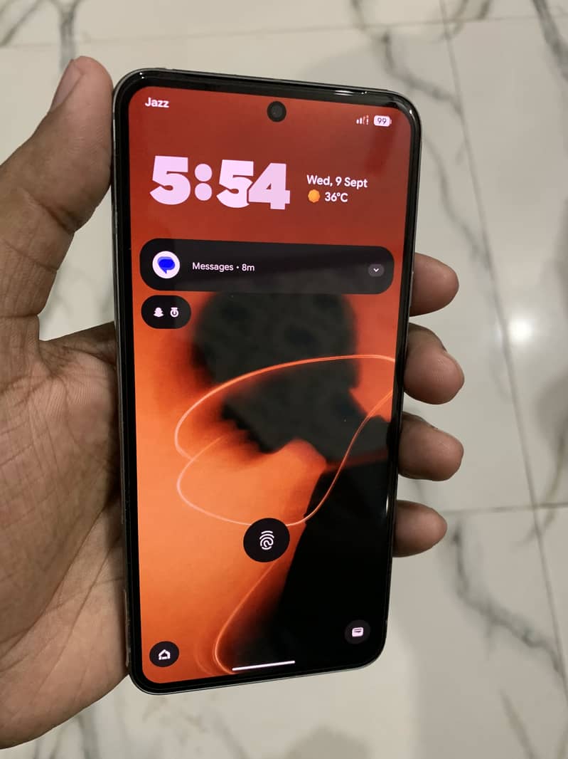 Google Pixel 8 3