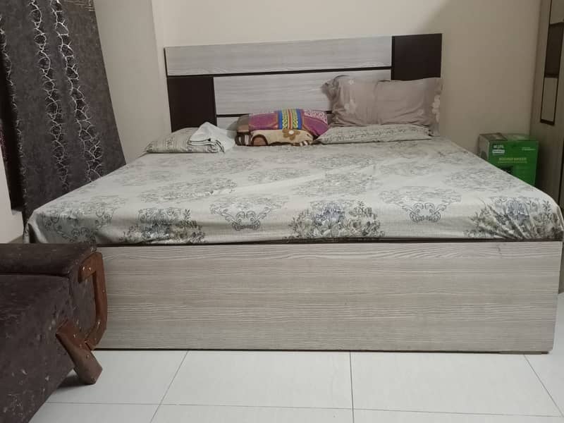 Bed room sett 2