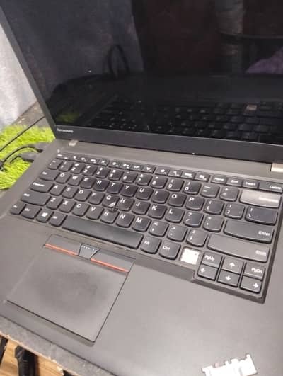 Lenovo Thinkpad T450 Core i5 5th Gen. 8GB RAM 120GB SSD