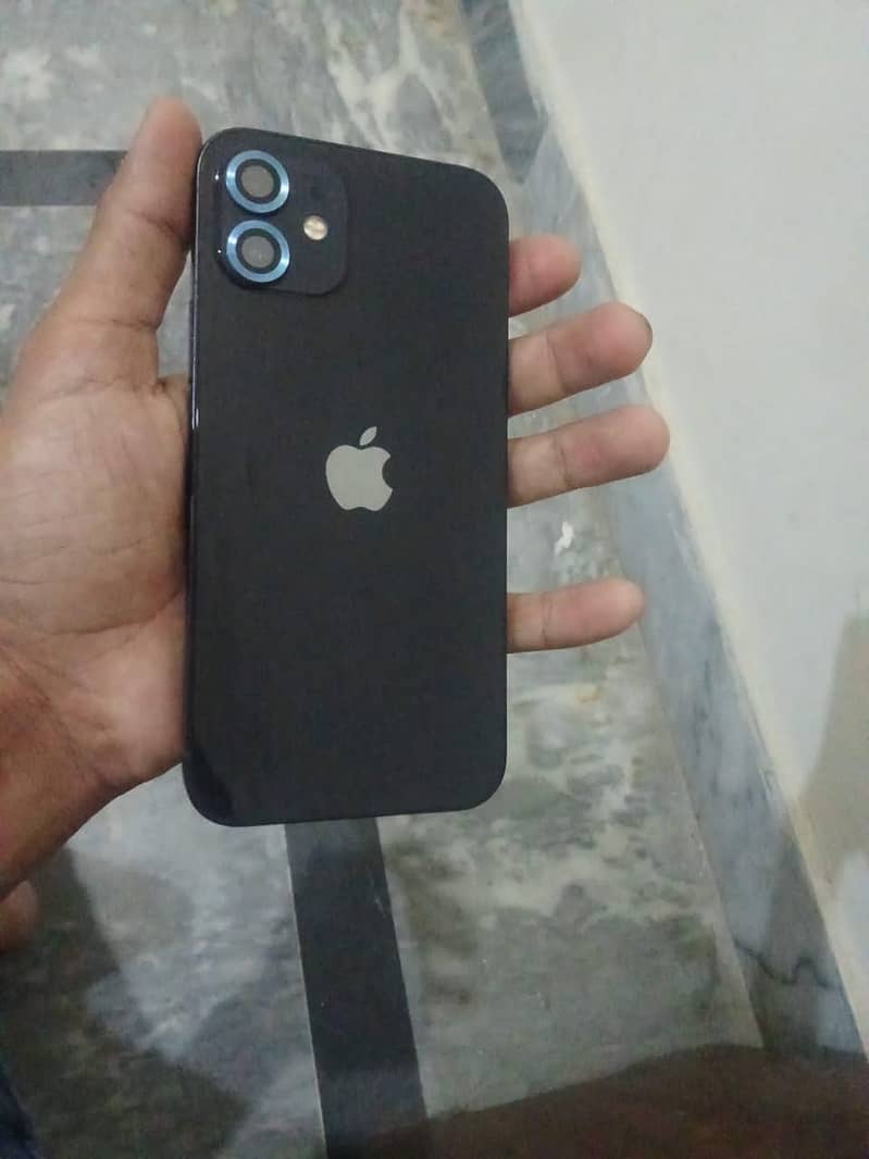 Apple iPhone 12 1