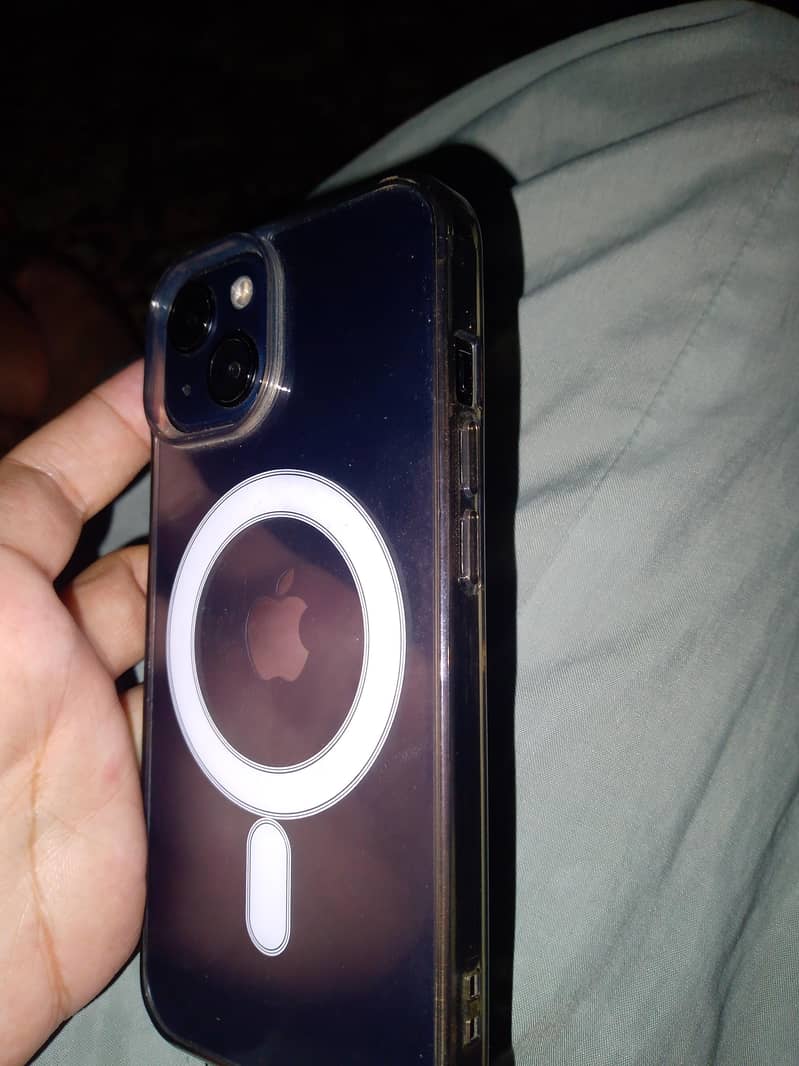 Apple iPhone 13 1