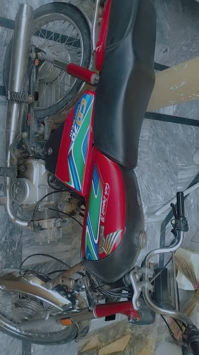 Honda CD70 2018