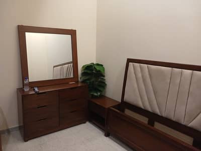 Wooden Wooden   Condition: New