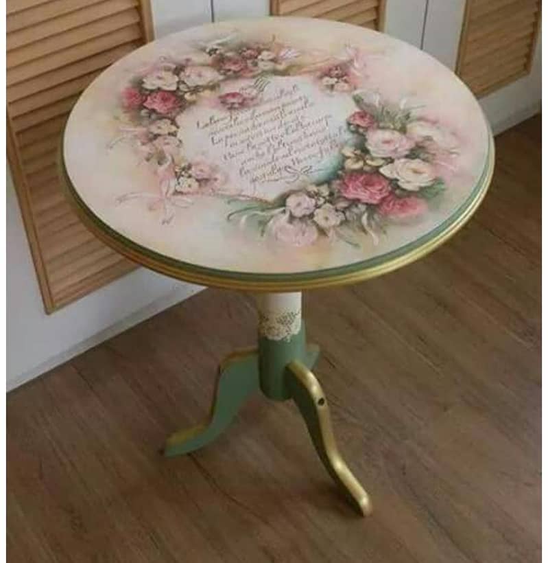 decoupage paint . 4