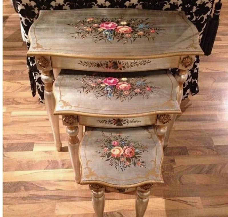 decoupage paint . 5