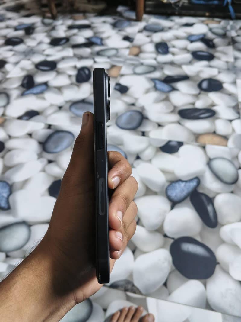 Apple iPhone 15 3