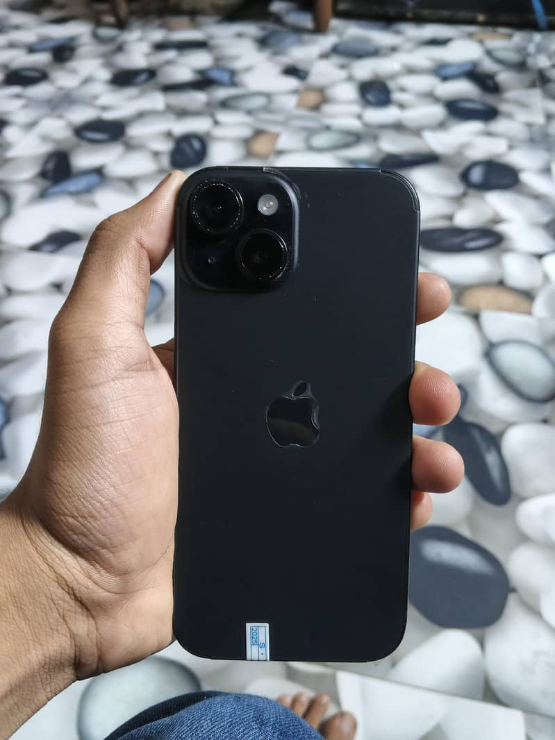 Apple iPhone 15 5