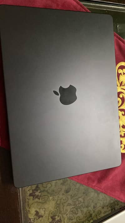 MacBook Pro 14” M3 Pro | 36GB RAM | 512GB SSD | 100% Battery