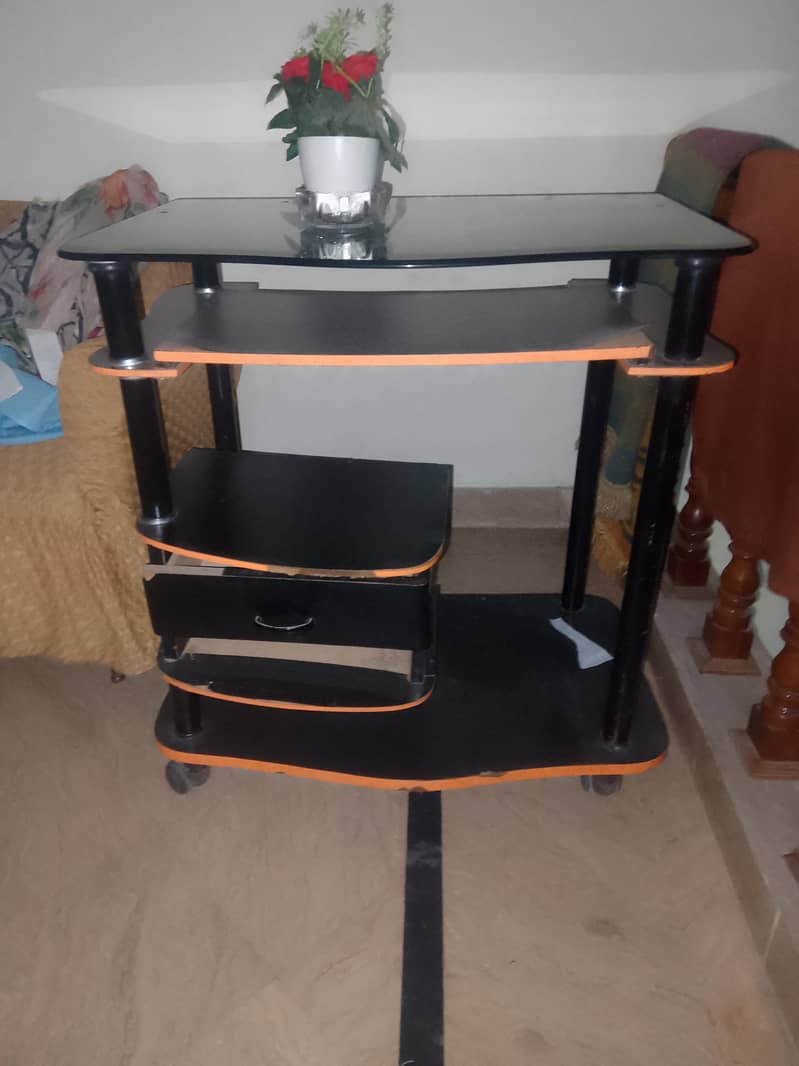 computer table 0